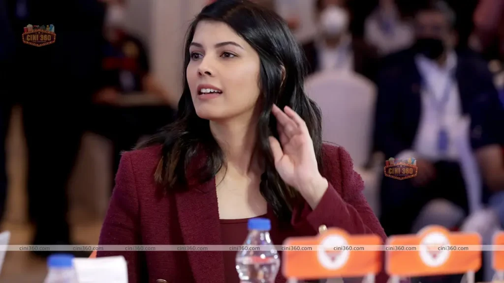 ipl-auction-kavya-maran-is-trending-again-twitter-flooded-with-memes