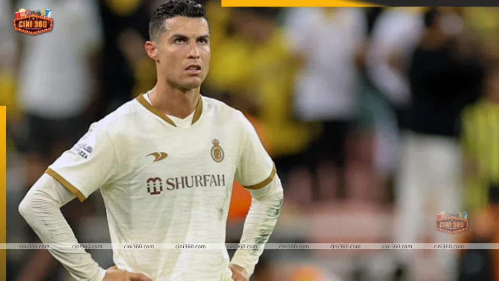 watch-cristiano-ronaldo-kicks-bottle-in-anger-after-fans-chant-lionel-messis-name